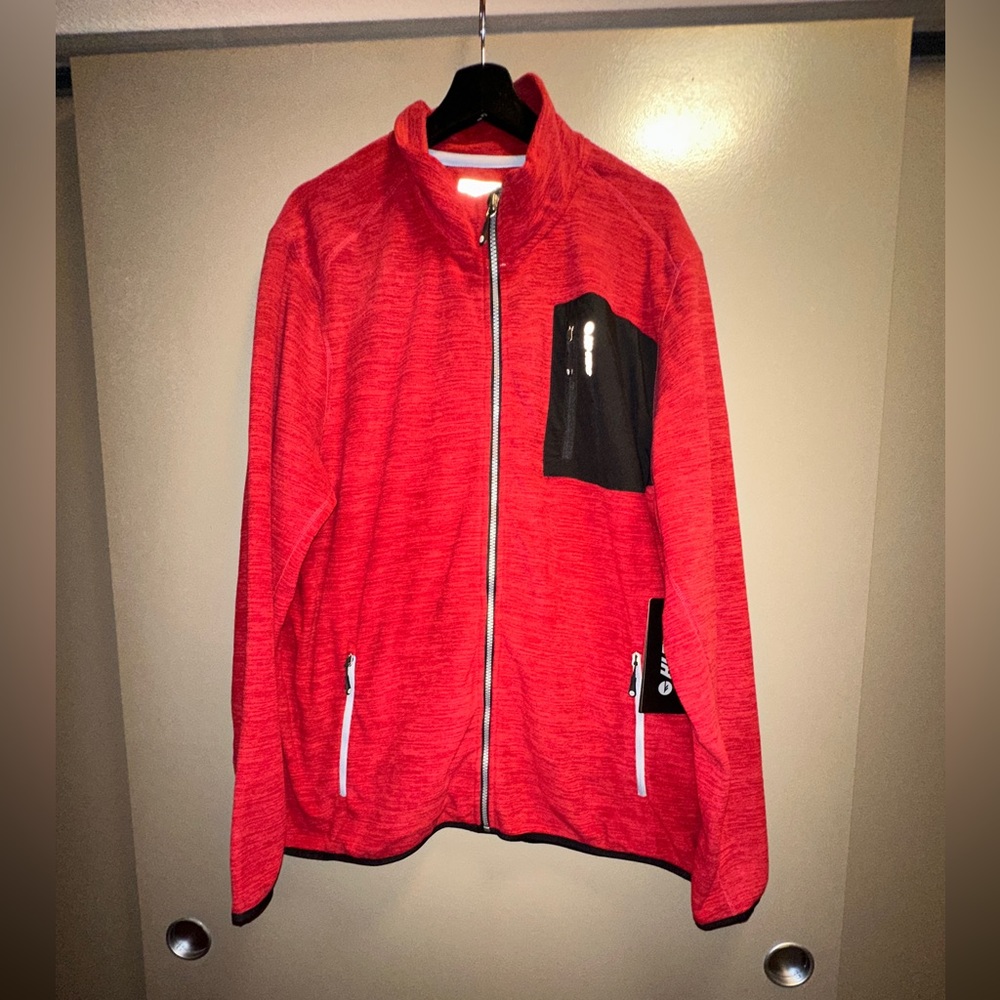 NWT NWT HI-Tec Red Fleece zipper sweater